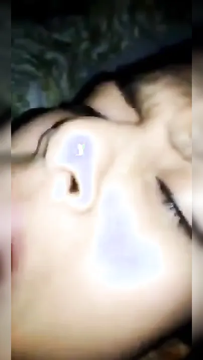 Boy fucks Desi charmer's XXX hole in this close-up amateur video