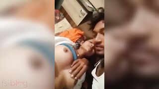 Desi woman with saggy XXX titties poses on her boyfriend's camera