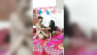 Homemade porn of Desi wife who is penetrated by XXX lover on birthday