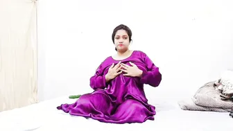 XXX video of Pakistani Bhabhi who masturbates naked for Desi viewers