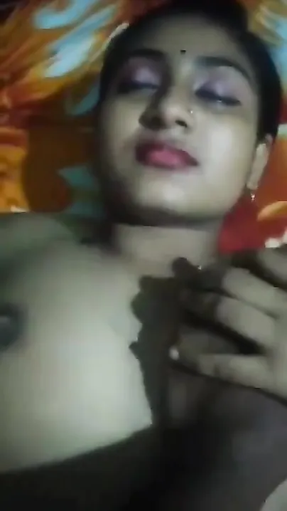 Desi Bengali MILF has hairy pussy scored by hubby in this XXX video