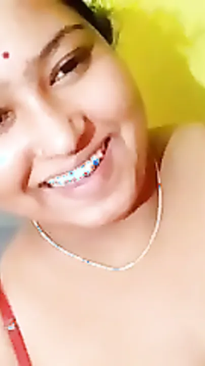 Cute Desi Bhabhi shows perfect tits and tight pussy on XXX camera