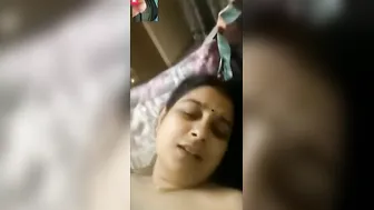 Desi XXX hot Bhabhi exposes unshaved pussy to her online sponsor