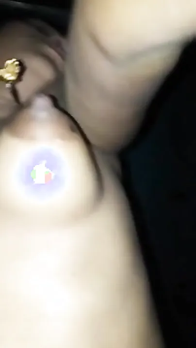 Bangladeshi Desi XXX wife have standing sex with hubby MMS video