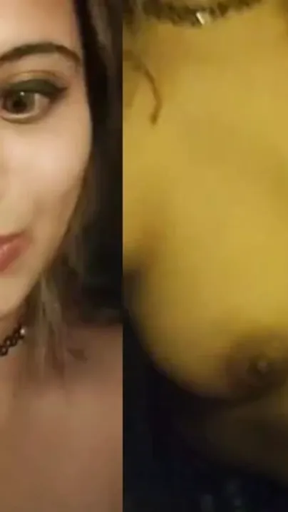Indian sexy XXX girl showing her beautiful boobs on cam