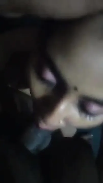 Beautiful Bengali Desi XXX wife sucking dick of her husband MMS