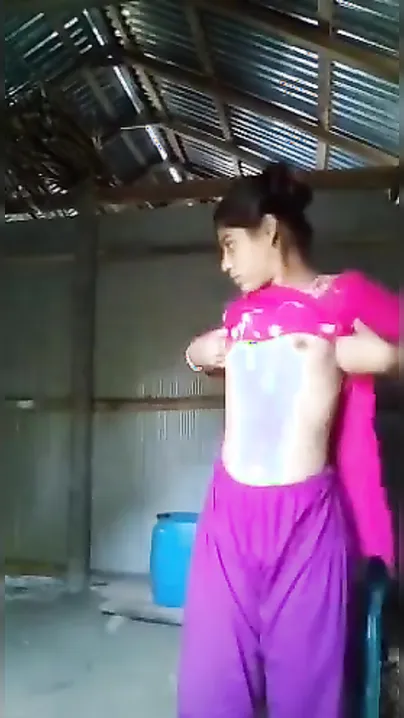 Married Bangladeshi Desi XXX girl shows her sweet pink pussy hole