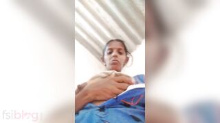 Telugu Desi XXX wife showing her beautiful boobs and pussy