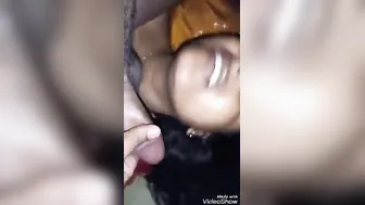 Bihari Desi XXX babe gives a nice blowjob to her father’s friend MMS