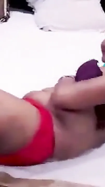 Indian XXX girlfriend have sex with boyfriend in hotel room