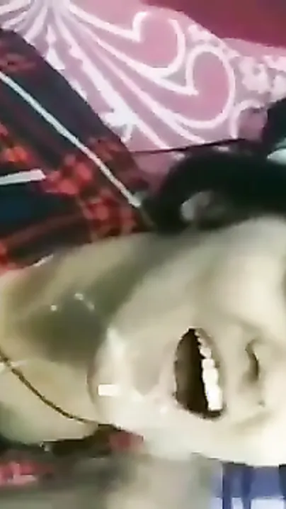 Horny Desi XXX girl gets load of cum on face with dirty talkings MMS