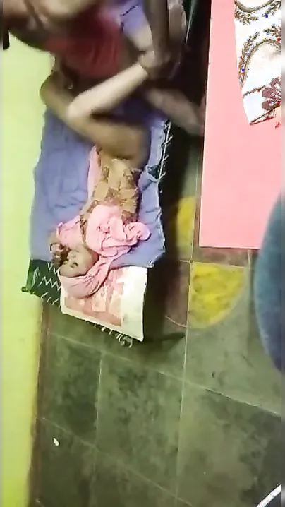Pretty Indian XXX babe gets fucked by her young horny boyfriend MMS