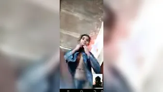 Dehati Desi XXX girl showing her bushy pussy on video call