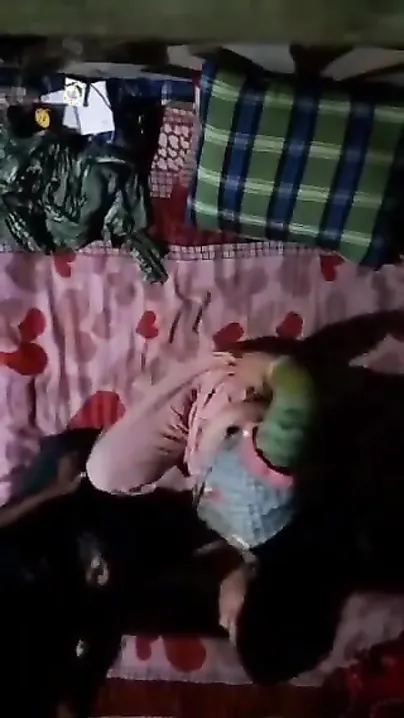 Bangladeshi Desi cheating wife have illicit XXX sex with her ex-lover MMS