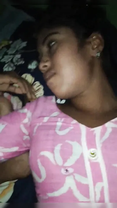 Cute Bangladeshi Desi XXX girl fucking and moaning in pleasure MMS