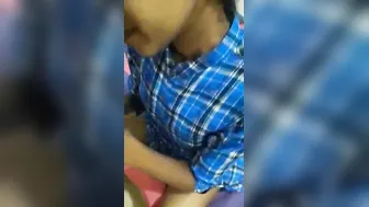 Skinny Desi girlfriend gets her XXX hairy pussy fucked by her boyfriend MMS