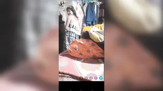 Cute Desi XXX wife gives her boyfriend a blowjob on live cam MMS