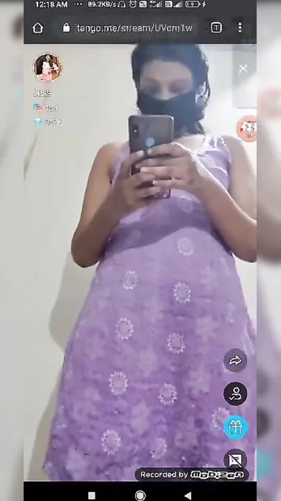 Horny Indian XXX girl shows her unsatisfied body on live cam