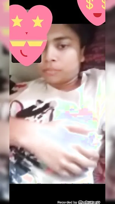 Young Desi XXX girl showing her sweet boobs on cam to her lover