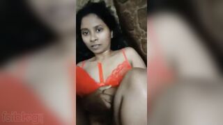 Cute Bangladeshi wife can't get enough of Desi hubby's XXX prick