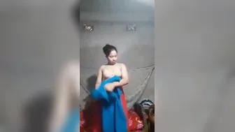 Cute Desi village girl demonstrates her curvy XXX body to boyfriend