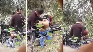 Teens couple gets caught having creampie sex on outdoor. Desi mms ...