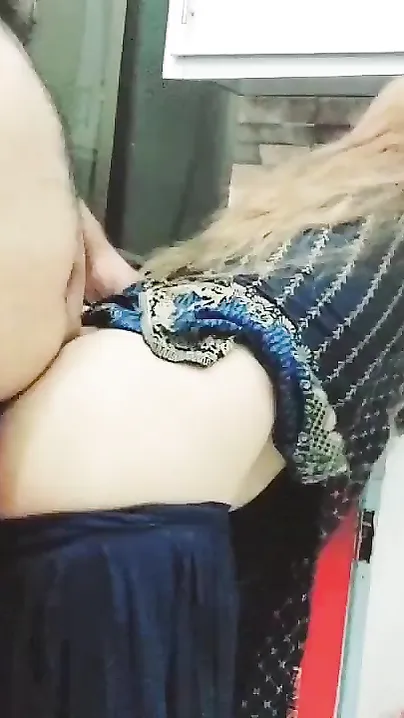 Anal XXX sex of Pakistani maid taking Desi man's cock from behind