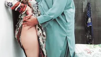 Awesome Desi hottie has painful XXX sex with stepbro before marriage