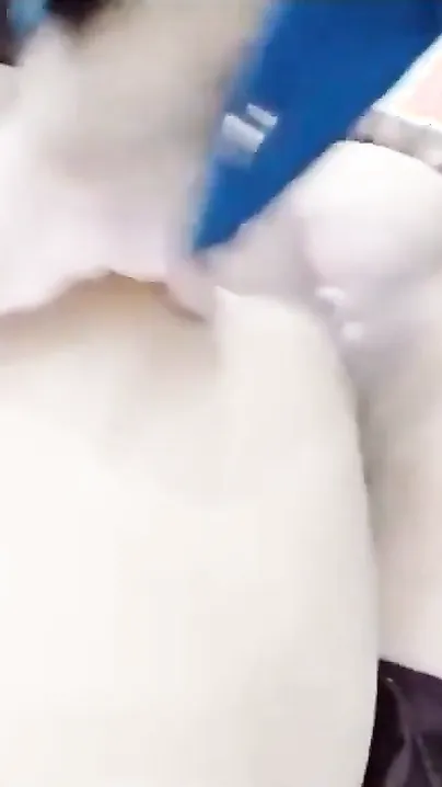 Big-assed Pakistani wife has her anal XXX hole fingered by Desi dude