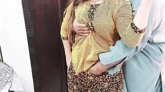 Ex-boyfriend presents Desi babe with XXX session on Valentine's Day