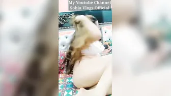 Pakistani bhabhi talks dirty sticking XXX dildo into her Desi ass