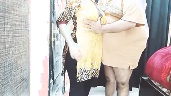 Dirty-minded Pakistani wife gets fucked by Desi cousin in XXX video