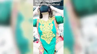 Webcam client enjoys watching Desi whore's huge XXX tits and nipples