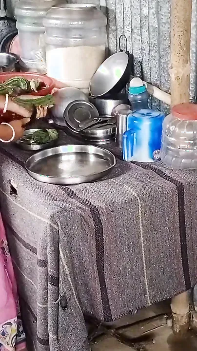 Mature Sonali whore willingly takes Desi XXX dick in the kitchen