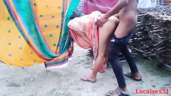 Outdoor Desi chick copulates with horny guy in outdoor XXX clip