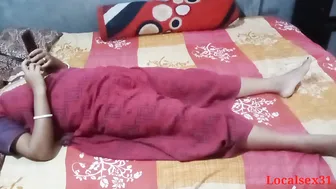 Bengala hottie welcomes her Desi neighbor guy with good XXX fucking