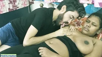 Busty Tamil girl lets Desi college boy stick dick into her XXX cunt