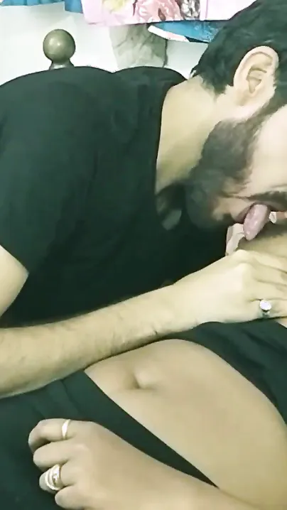 Busty Tamil girl lets Desi college boy stick dick into her XXX cunt