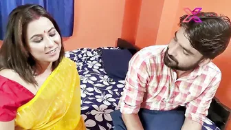 Horny Desi wench enjoys having XXX session with her lustful boss