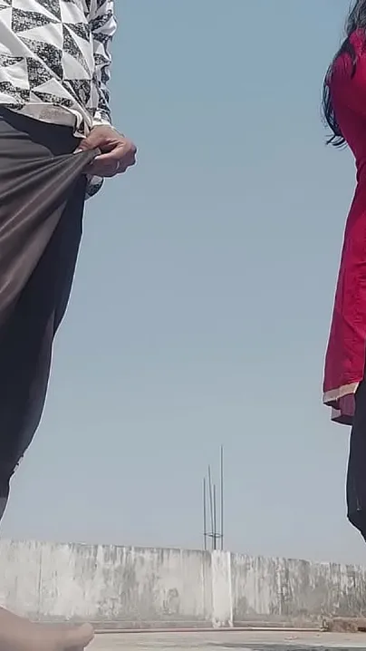 By giving a gold necklace to the daughter-in-law she by giving her cunt. XXX in hindi voice