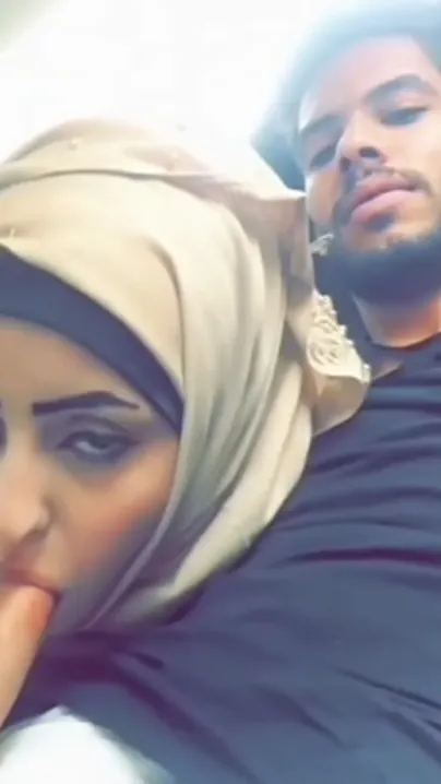 Horny young Pakistani babe in hijab giving blowjob to brother