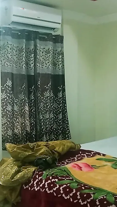Desi Bhabhi Cheating With Bangla Audio Getting Exposed