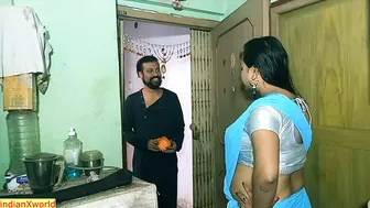 Married Bhabhi Secretly Fucking Landlord's Son Homemade