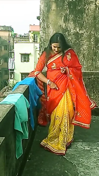 Indian adorable bhabhi body for the debts of her husband! Bengali sex