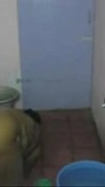 Indian chubby aunty bathing nude fingering on hidden cam, MMs desi XXX