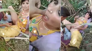 Lovely Bihar aunty gets fucked by two local guys outdoor! Indian ...