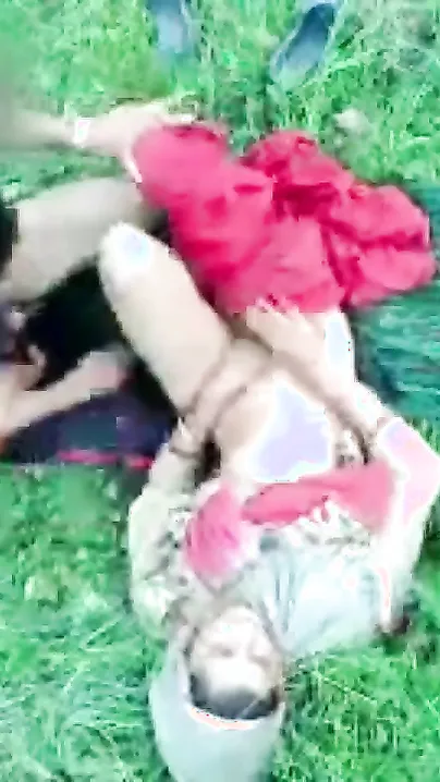 Desi jungle sex of young college girl and bf сaught on spy camera