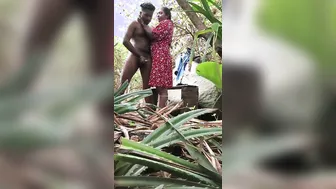 Married Woman Grinding On Lover's Cock During Outdoor Meetup
