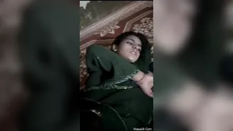 Enticing Paki Beauty Revealing Her Soaking Wet Pussy in Steamy Solo Display