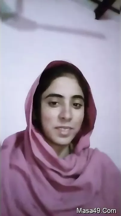 Cute Paki Girl Shyly Revealing Her Tight Pussy in Playful and Teasing Manner